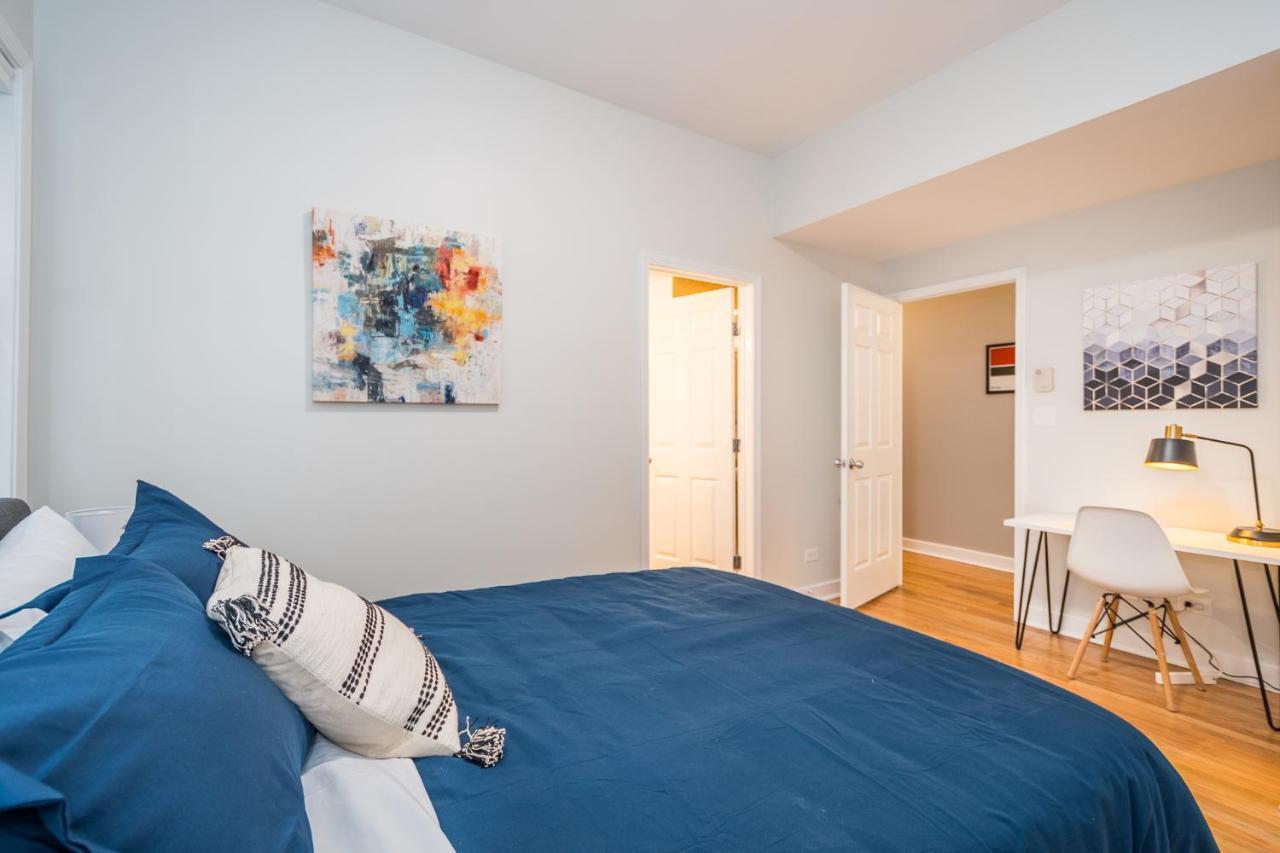 Vibrant And Modern 2-Bedroom Home Near Downtown Chicago Bagian luar foto