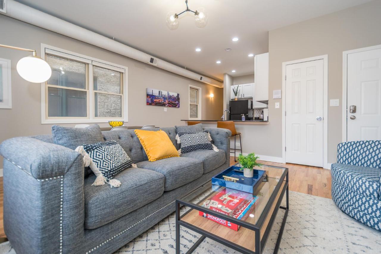 Vibrant And Modern 2-Bedroom Home Near Downtown Chicago Bagian luar foto