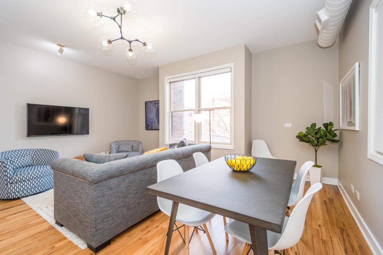 Vibrant And Modern 2-Bedroom Home Near Downtown Chicago Bagian luar foto